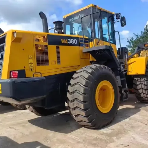 Komatsu WA380 Medium-Sized Wheel Loader