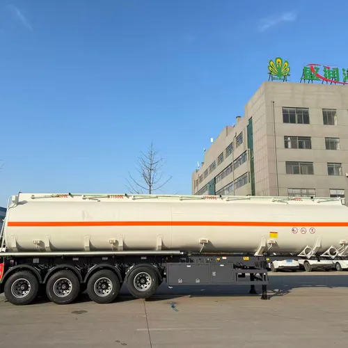 Shengrun four-axle aluminum alloy flammable liquid tank transport semi-trailer