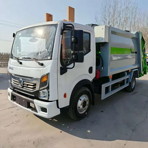 厂家直销 可定制柴油4×2发动机压缩式垃圾车 桶装生活垃圾收集车