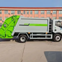 厂家直销 可定制柴油4×2发动机压缩式垃圾车 桶装生活垃圾收集车