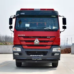 中国制造商生产的柴油泵水罐消防车，容量7000-10000升，用于森林消防救援