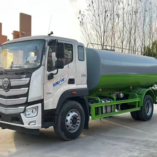 福田园林绿化洒水车，15立方罐体，柴油动力，国三发动机，手动变速箱，4×2驱动，现货销售。