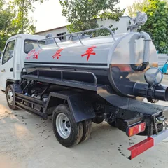 New High-quality Euro 3 Emission Manual Transmission Diesel  Vacuum Septic Truck 4x2 Low-power Vacuum Truck