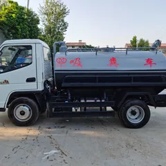 New High-quality Euro 3 Emission Manual Transmission Diesel  Vacuum Septic Truck 4x2 Low-power Vacuum Truck