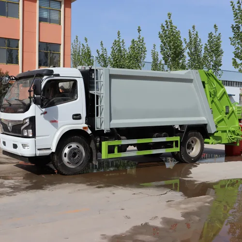 Factory-Direct Customizable Diesel Manual 4x2 Engine EURO 5 Garbage Compactor Truck Barrelized Domestic Waste Collection
