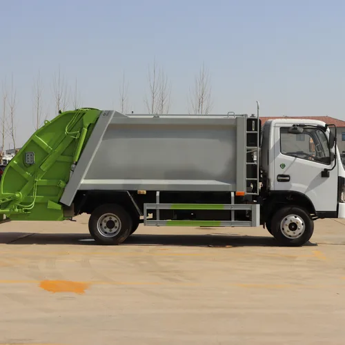 5 Cubic Compression Type 4x2 Diesel Manual Transmission Compactor Garbage Collection Truck Dongfeng Chassis Euro 5 Emission