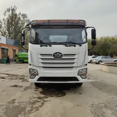 Factory Direct Customizable FAW  Manual Diesel Vacuum Sewer Suction Truck Large-Scale Municipal High-Pressure Cleaning