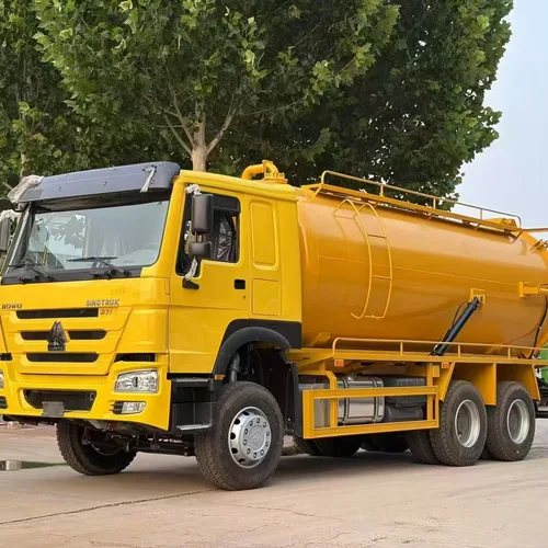 Sinotruk Howo 371 6x4 Used Sewage Suction Truck-High-Power Diesel Manual Transmission Euro 5 25-30T GVW for Wastewater