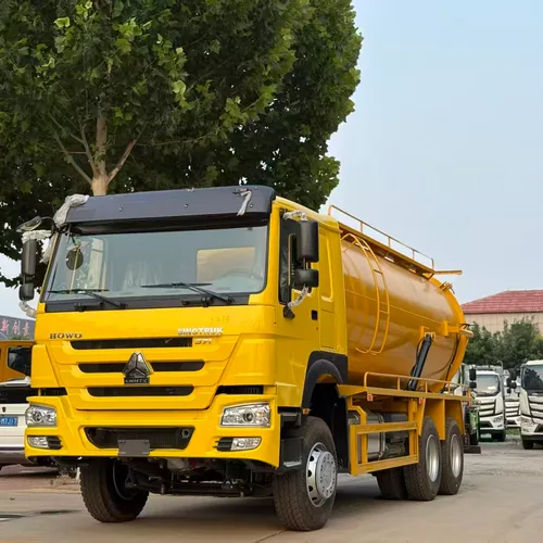 Sinotruk Howo 371 6x4 Used Sewage Suction Truck-High-Power Diesel Manual Transmission Euro 5 25-30T GVW for Wastewater