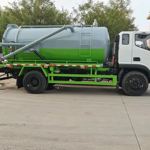 Diesel Fuel Manual Euro 6 Emission Multi-Functional Self-Priming Self-Draining Sewage Suction Truck for Cleaning Sewer Pipes