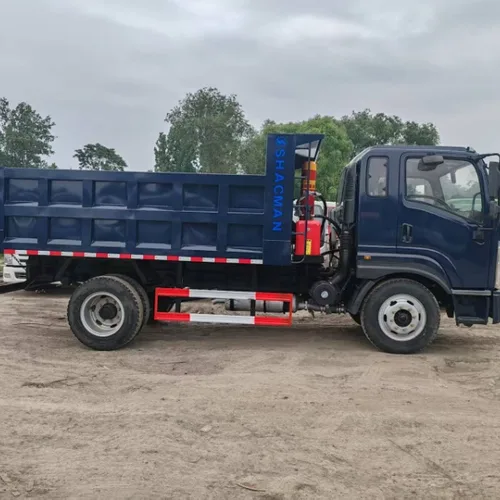 Sinotruk Howo Light Rear Dump Garbage Truck 130HP Yunnei Engine For Export