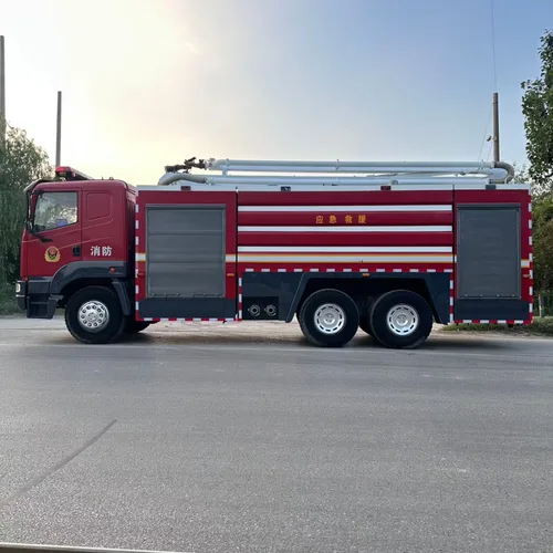 JP16 High Spray Foam Fire Truck 12m³ Tank 310HP HOWO Chassis For Sale