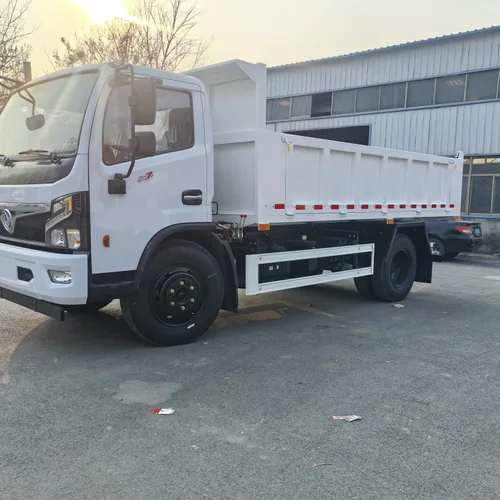 New Dongfeng 4x2 Diesel Dump Truck with Manual Gearbox EURO 5 Emission for Recycling & Waste Transport