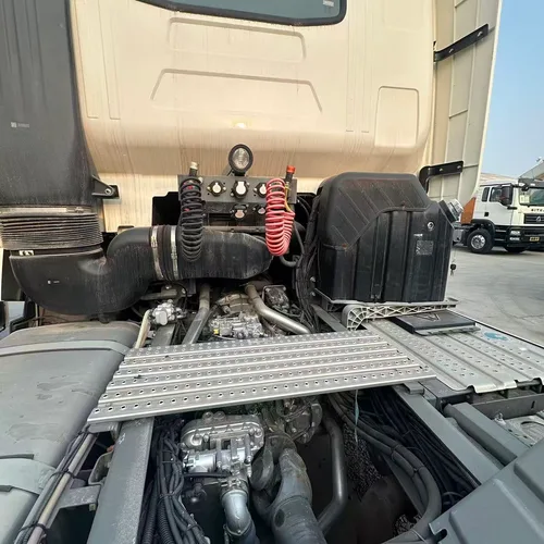 HOWO T7H 540HP with MAN Engine & Sinotruk Manual Gearbox