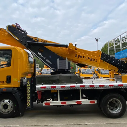 Huajin Heavy Industry Sinotruk HOWO Blue Card GK38 Aerial Work Platform