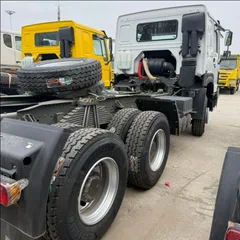 HOWO 371 Tractor Truck
