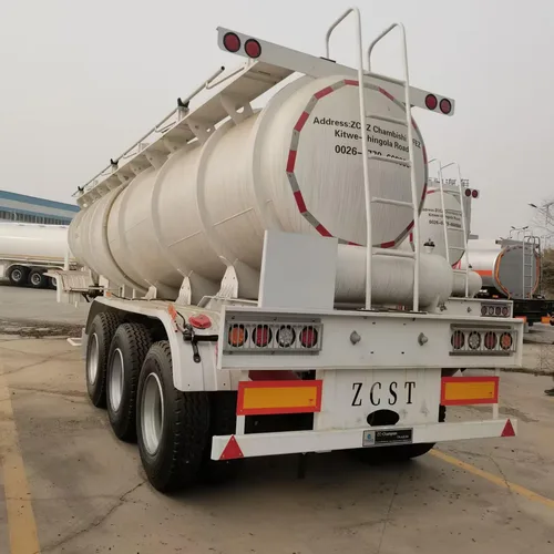 Sulfuric acid transport vehicle