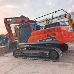 EXCAVADORA USADA DOOSAN DX300LC-9