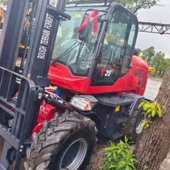 Rough-terrain forklift  FD35 100% NEW