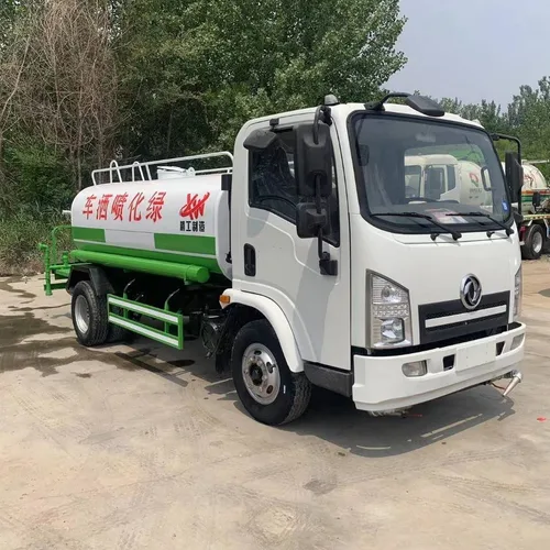 Sinotruk large sprinkler truck, engineering fog cannon dust suppression water tank truck, small and medium-sized water transport truck