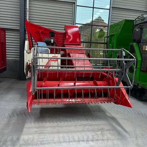 Self-Propelled Silage Harvester, Field Harvesting & Chopping & Blowing Integrated Machine