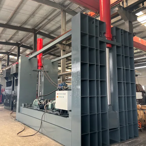 Automobile Flattening Machine
