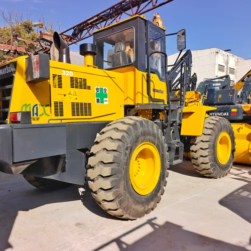 KOMATSU WA320