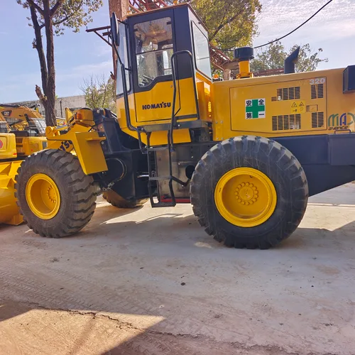 KOMATSU WA320