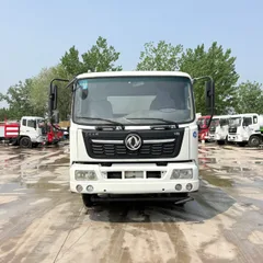东风天锦 12 立方洒水车