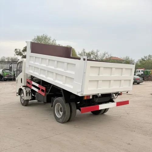 Heavy-duty loading dump truck, rear-tipping muck transport vehicle, large rear-tipper dumper, garbage transfer truck