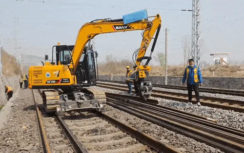 Excavator Sleeper Changer Hydraulic Sleeper Replacement Clamp 360° Rotating Fixture for Railway Maintenance