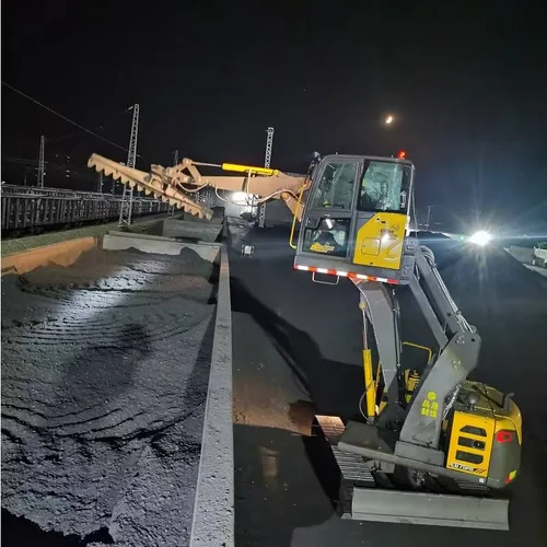 Excavator Lifting Cab Railway Coal Leveler 2.5m Lifting Material Grabber & Steel Grapple
