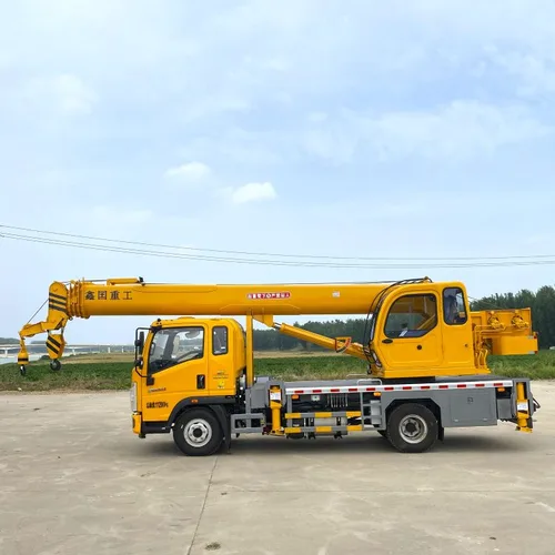 Xinguo Heavy Industry 10 Ton Truck Crane with 5-section Boom 28m Lifting Height