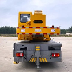 Xinguo Heavy Industry 10 Ton Truck Crane with 5-section Boom 28m Lifting Height