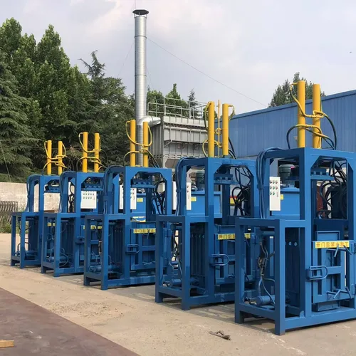 Box sealing and packaging machine.