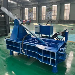 Metal briquetting machine capable of compressing various metal scraps