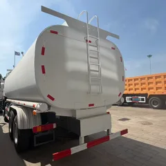 Brand New HOWO 6x4 Oil Tanker for Diesel/Gasoline Transportation