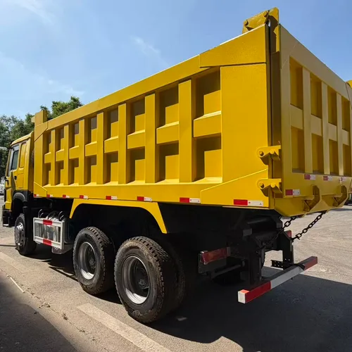 SINOTRUK HOWO 6x4 Dump Truck 371HP Tipper Truck for Export