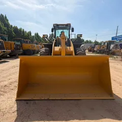 SDLG L956F Second-hand Loader with Low Fuel Consumption for Mining