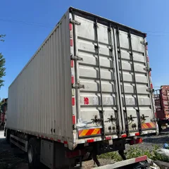 Used Sinotruk SITRAK G7S Box Truck, 6×2, 350HP, Automatic Transmission