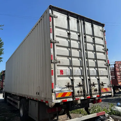 Used Sinotruk SITRAK G7S Box Truck, 6×2, 350HP, Automatic Transmission