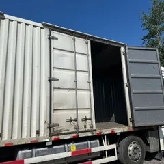 Used Sinotruk SITRAK G7S Box Truck, 6×2, 350HP, Automatic Transmission