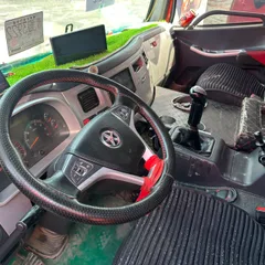 Used DAYUN 9.6m High-side Truck, 270HP, Heavy-duty Double Frame