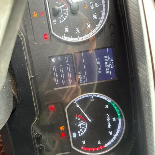 Used JAC Gallop 6.8m High-side Truck, 240HP, Fast Manual Transmission