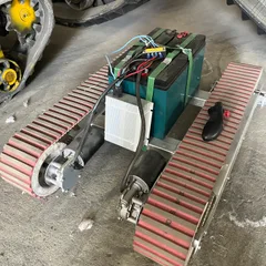 Photovoltaic cleaning machine, mini chassis, small universal electric remote control, tracked chassis, factory direct sales