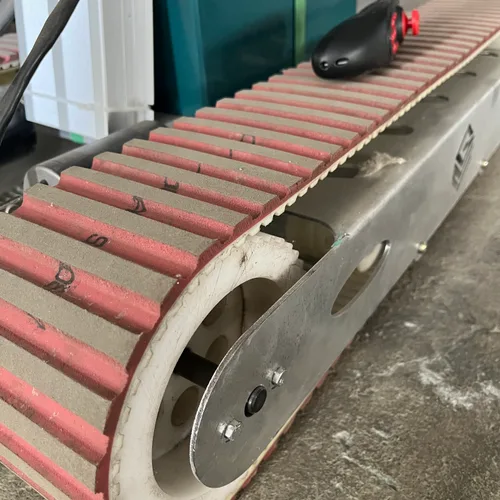 Photovoltaic cleaning machine, mini chassis, small universal electric remote control, tracked chassis, factory direct sales
