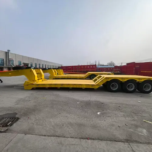 三轴可拆卸鹅颈低平板半挂车 工程机械大件运输专用