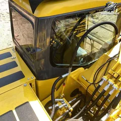 Used Komatsu200 Crawler Excavator