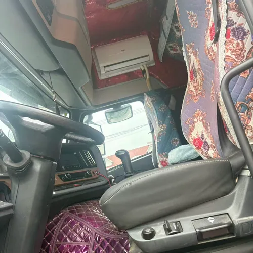 2021 年东风天龙 VL 单驱牵引车 480 马力康明斯发动机 带液缓气囊桥