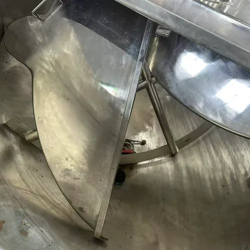 Tilting Agitator Jacketed Kettle
